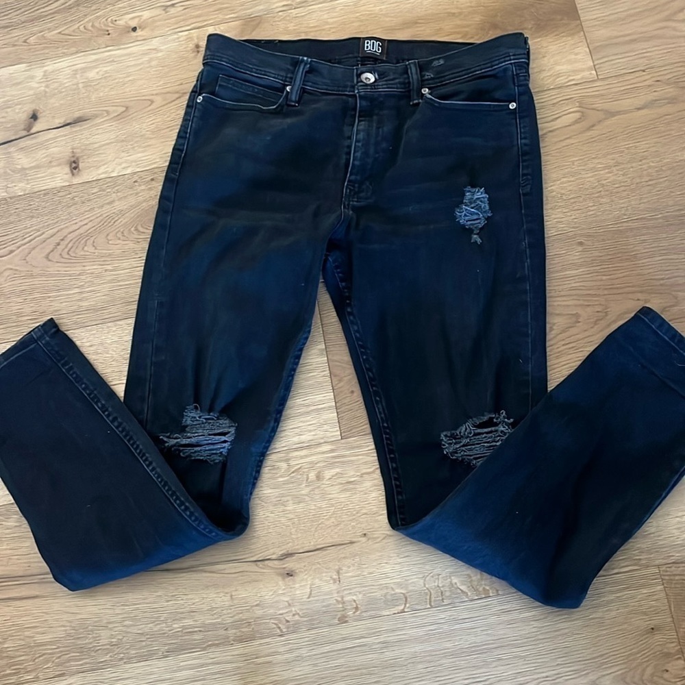 BDG Urban Outfitters black skinny stretch distressed men’s jeans size 33x32